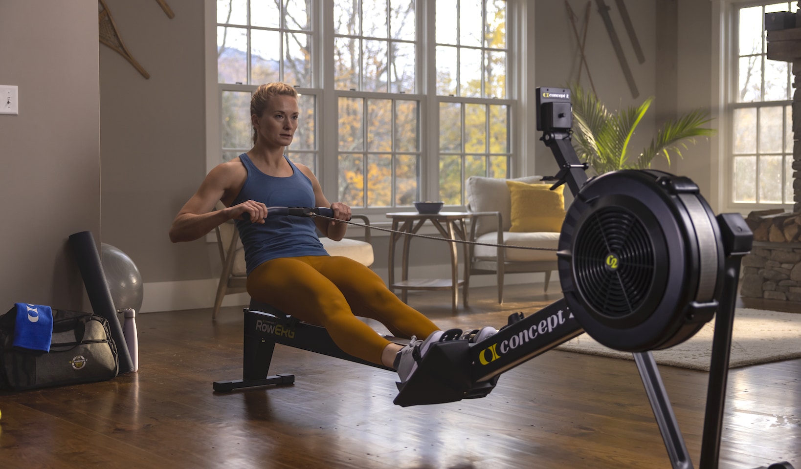 RowErg with female rowing